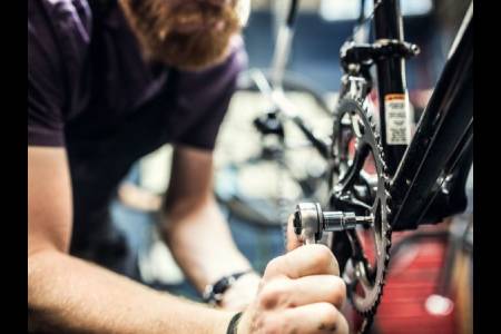 Jak naprawić rower za pomocą najbardziej podstawowych narzędzi
