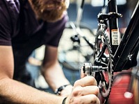 Jak naprawić rower za pomocą najbardziej podstawowych narzędzi
